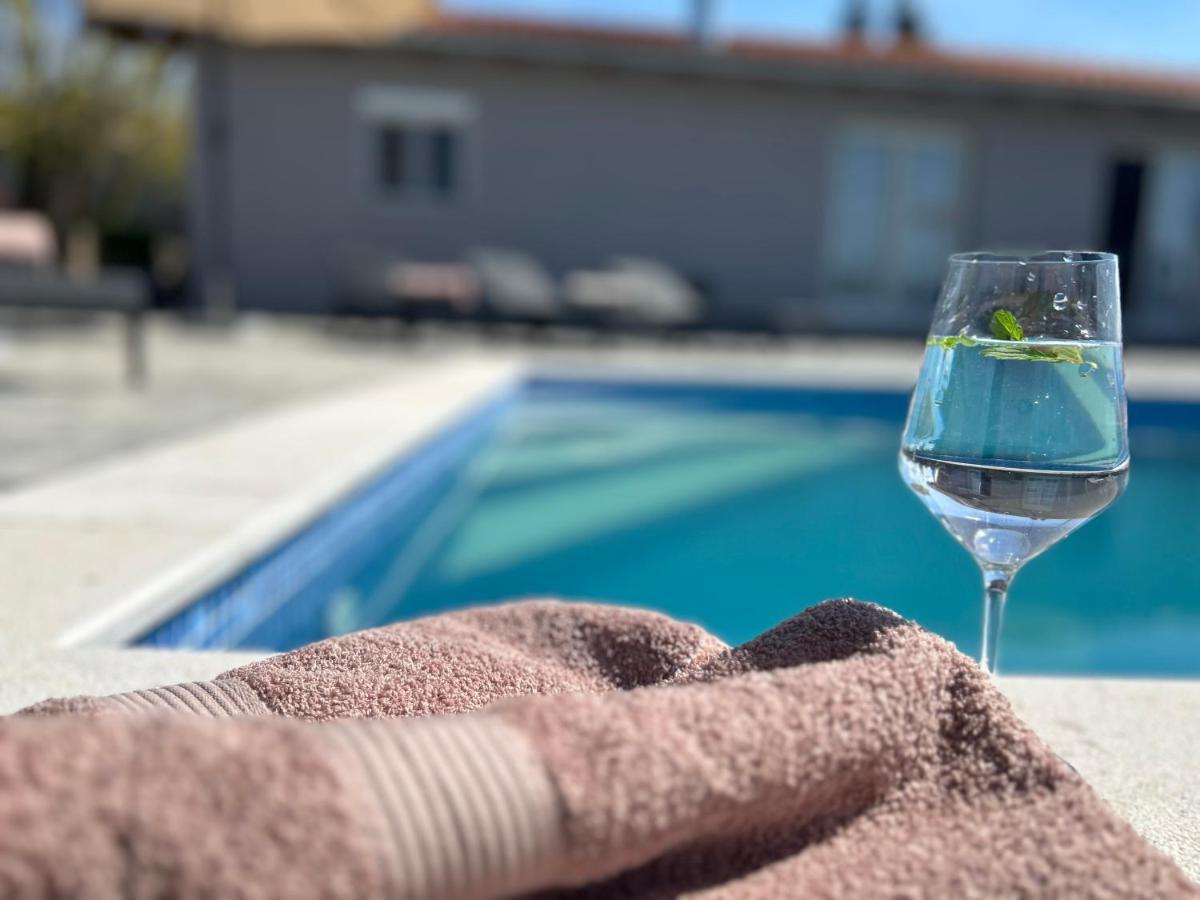 Kuca Za Odmor Capella Villa Stuti Eksteriør bilde